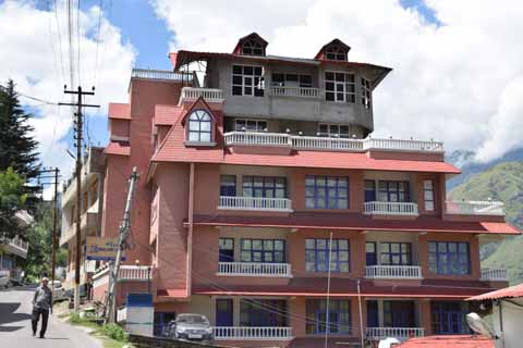 Malari Inn